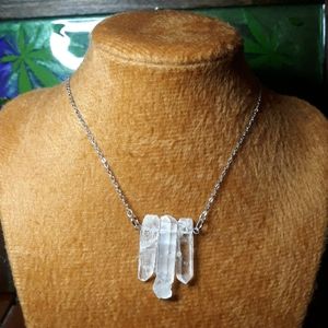 Quartz point pendant